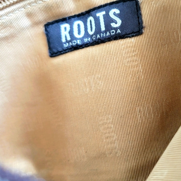 Roots Women's Mini Leather Handbag "E" - Picture 6 of 10